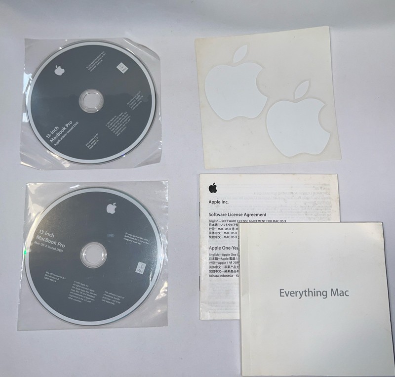 Mac OS X 10.6.3 Snow Leopard Install Apps 2-Disc Set Stickers MacBook Pro
