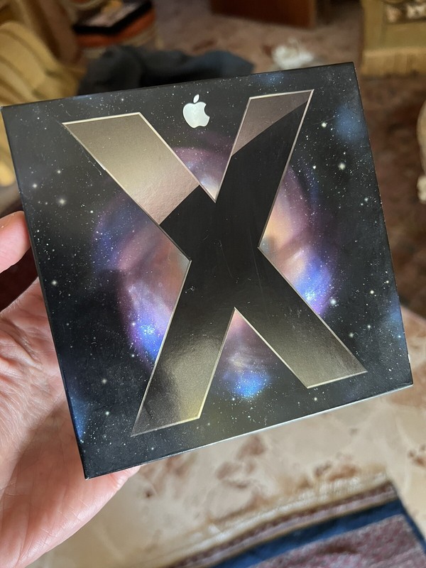 Mac OS X Leopard's original box with Install DVD