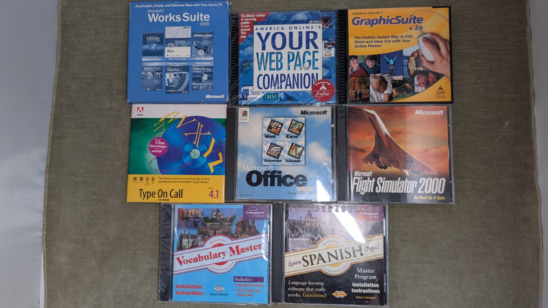 Collection of 7classic software as MS Office Works Suite Flight Simulator & more