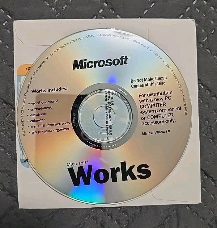 Microsoft Works 7.0 2002 CD Gently Used See Pictures gallery