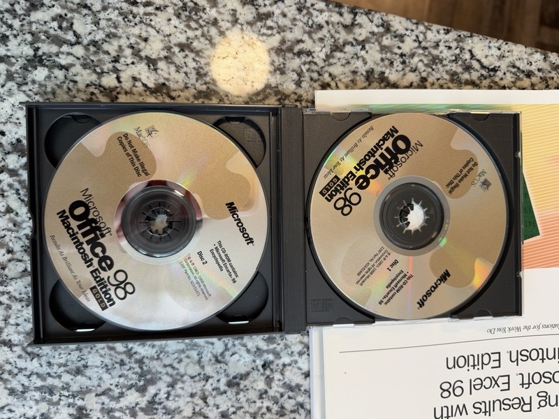 Vintage Microsoft Office 98 Macintosh Edition Upgrade Gold Edition gallery
