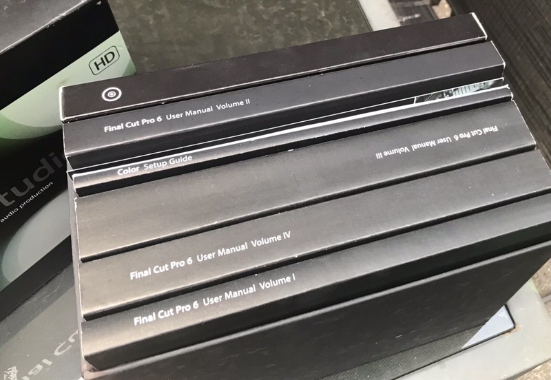 Apple Final Cut Studio 2 HD Retail MA886Z/A - Complete W/￼ key