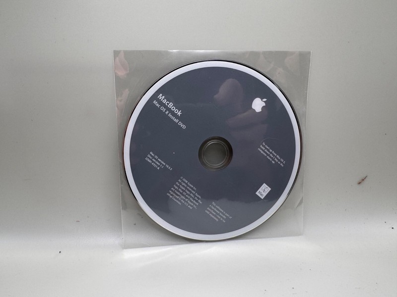 Vintage 15-inch MacBook Pro Mac OS X Install DVD v10.5.5 from 2008