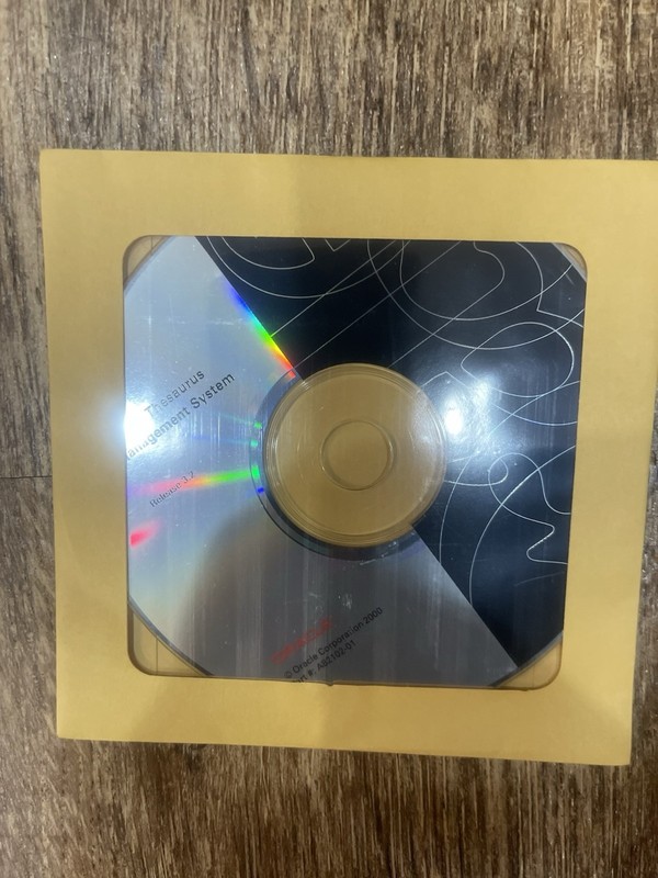 Vintage Oracle Thesaurus Management System Release 3.2 CD New NOS