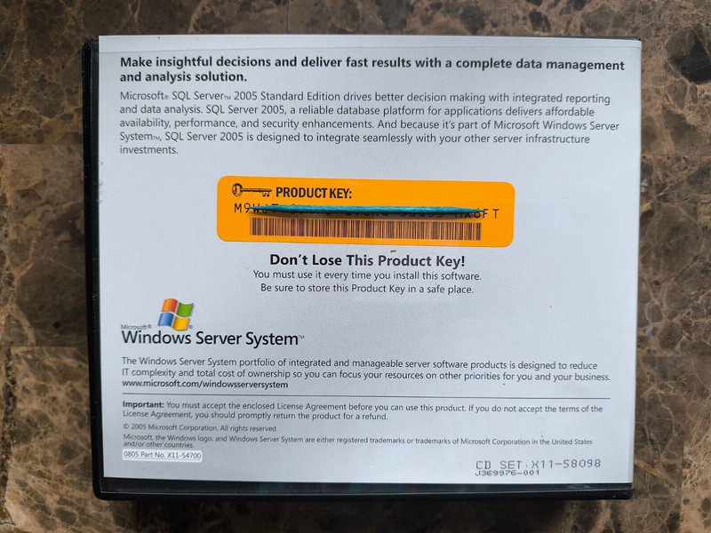 Microsoft SQL Server 2005 Standard RETAIL Box 5 CAL gallery