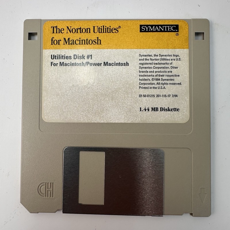 Norton Utilities Macintosh 1994 Apple Computer Software v3.1 3.5" Floppy Disks gallery