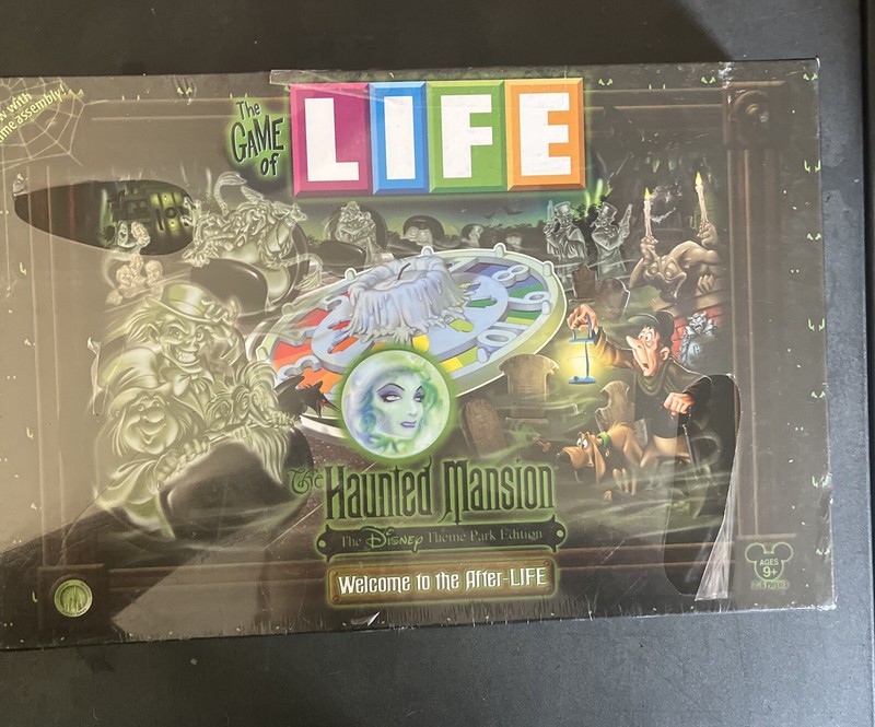 Disney The Game of LIFE - Haunted Mansion Theme Park Edition - 400016187687