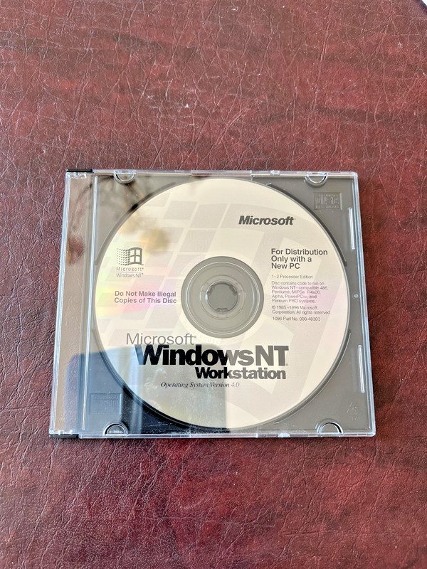 Microsoft Windows NT Workstation 4.0 CD gallery