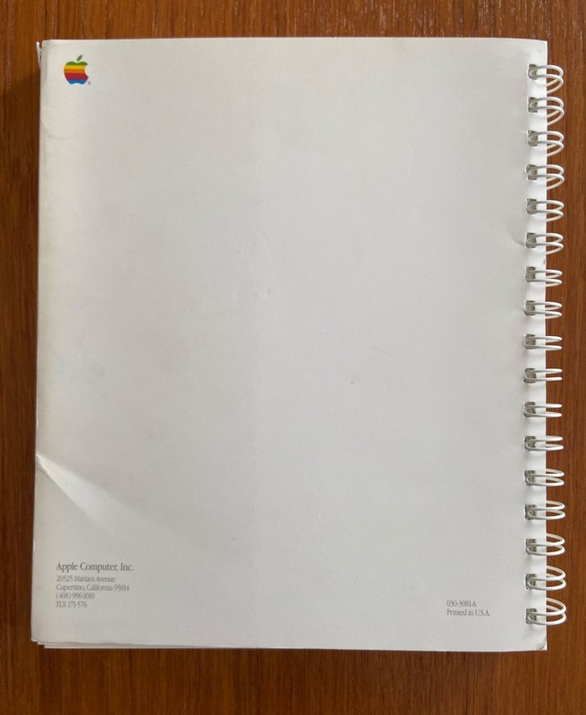Apple Macintosh HyperCard • 1987 • User's Guide + 4 Floppies • Version 1.0.1 gallery