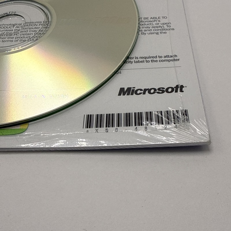 MICROSOFT WINDOWS XP PROFESSIONAL UPGRADE 2002 SP2 CIB W/KEY gallery
