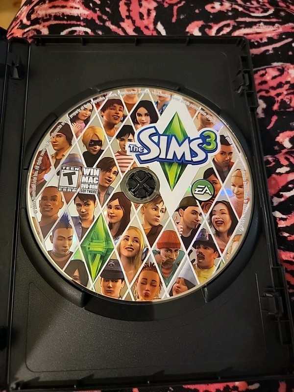The Sims 3 + Pets Expansion Pack PC & Mac DVD-ROM gallery