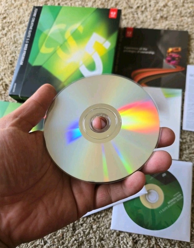 Adobe Creative Suite 5.5 CS5.5 WEB Premium For Windows Full Retail Box gallery