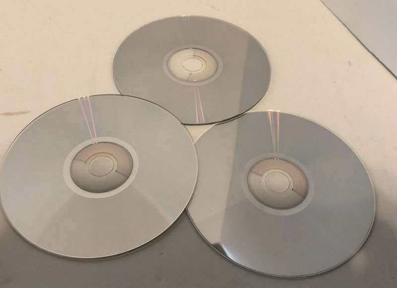 Hallmark Card Studio 2005 Deluxe (PC, 2004) 3 DISC SET - Excellent Condition gallery