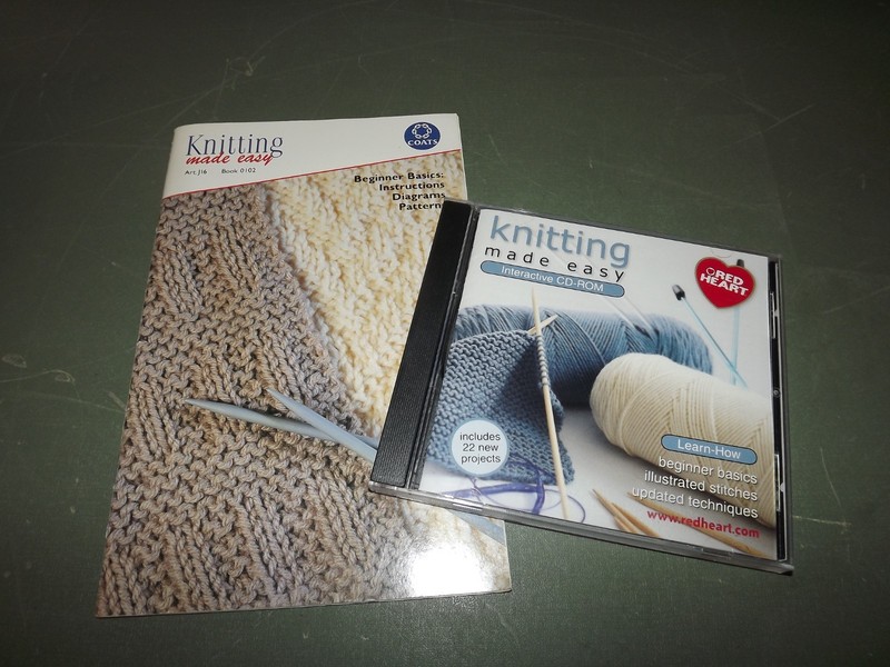2009 Knitting Made Easy Interactive CD-ROM and Book -Beginner Basics
