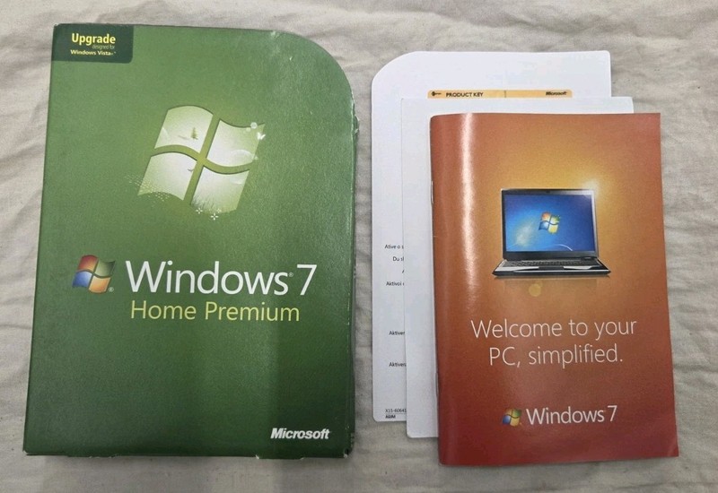 Microsoft Windows 7 Home Premium UPGRADE 32 & 64-Bit Complete w/ Serial Key