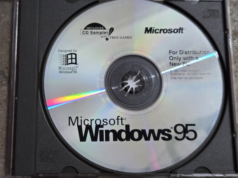 Microsoft Windows 95 Installation CD CD-ROM With USB Support no product key gallery