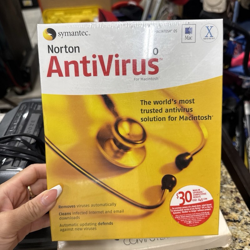 Norton Antivirus 2003 MAC ANTIVIRUS 9.0 VERSION SEALED NEW VINTAGE