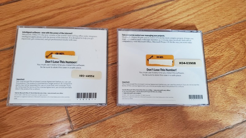 LOT of CD SOFTWARE - Microsoft Office 97 Standard Edition & Project 98 w keys gallery