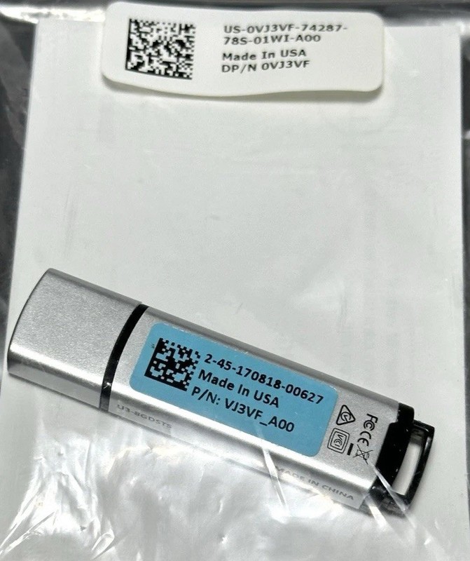 Dell Mentor Media Windows 10 Recovery Media USB Part VJ3VF_A00 – Silver 8GB