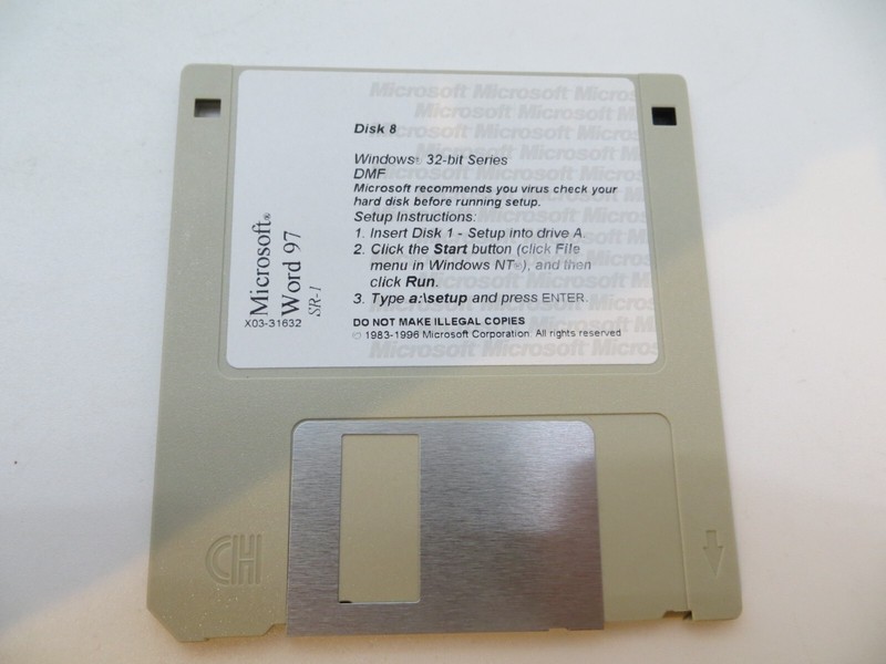 3.5" Floppy Disks MICROSOFT WORD 97 - SR-1 1996 18 Discs - gallery