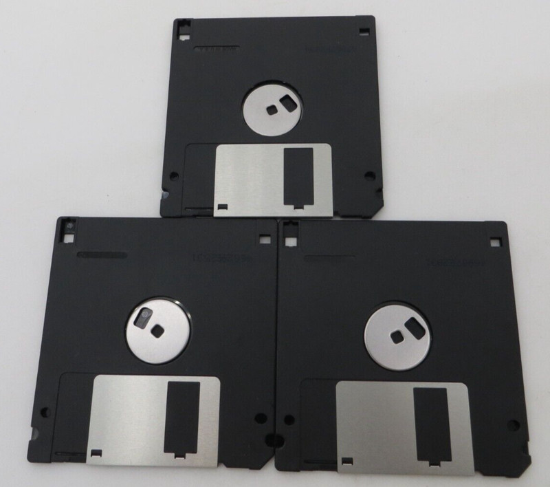 ACT! For Windows V2.0 3.5" Floppy Disks Symantic Computer Discs vintage 1995 gallery