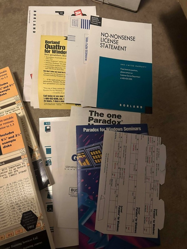 Borland Paradox For Windows 3.1 Version 1.0 NOS gallery