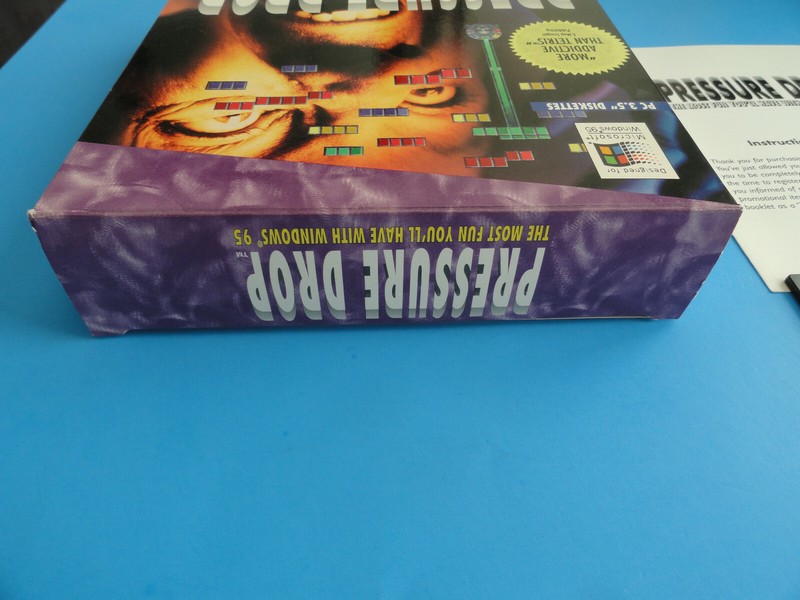 PRESSURE DROP - 1995 PC GAME 3.5" DISKETTS WINDOWS - BIG BOX- COMPLETE - CLEAN gallery