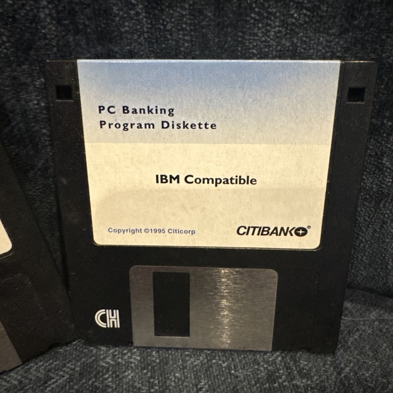 set of two Citibank PC banking program diskettes - Macintosh & IBM Compatible gallery