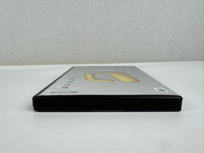 Microsoft Office Mac 2004 Disc w/ Key, Manual and Case X10-33159 gallery