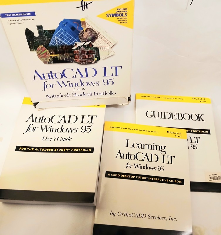 AUTODESK AutoCAD LT Cad Standard for Windows 95 Software CD is sealed never used