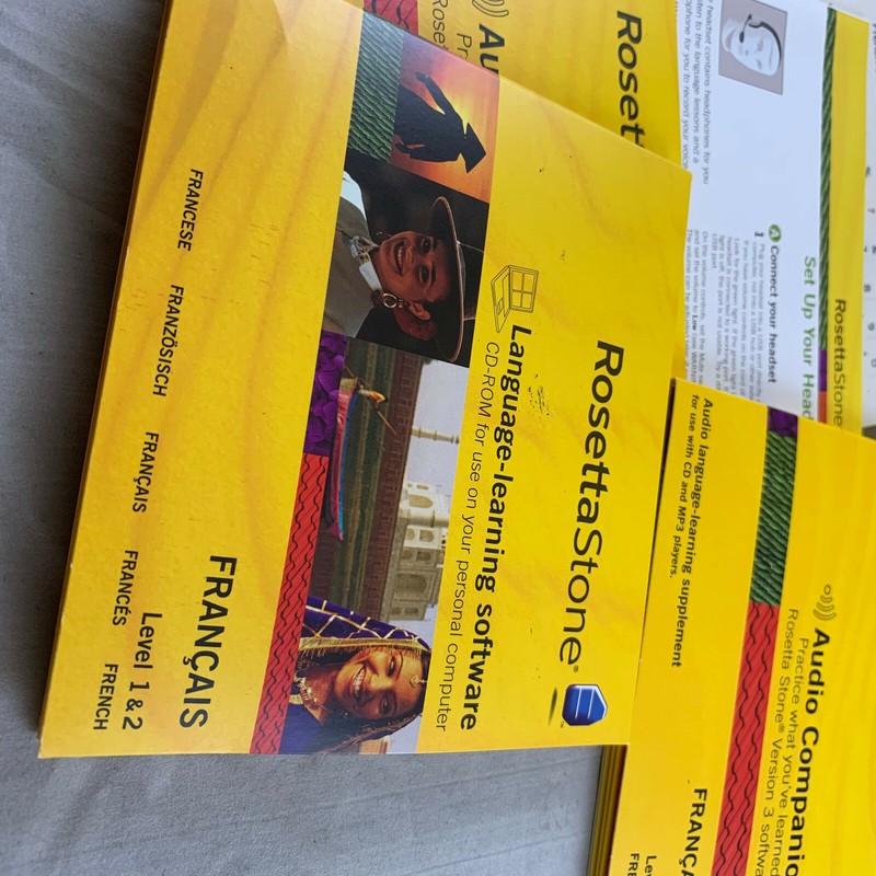 ROSETTA STONE LEVELS 1-2 FRANCAIS / FRENCH 5 CD & USB HEADPHONES BOX SET USED gallery