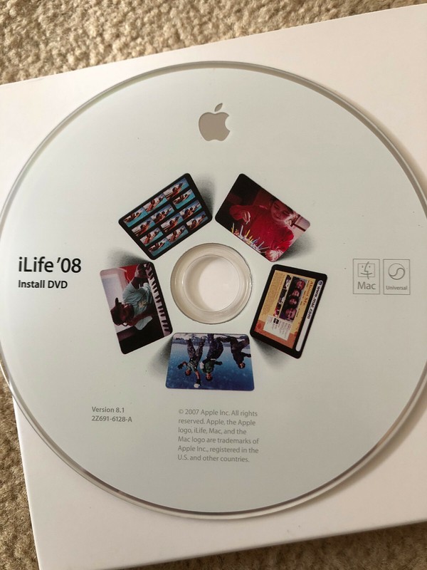 Apple Mac iLife '08 Full Install Package in Original Box MINT gallery