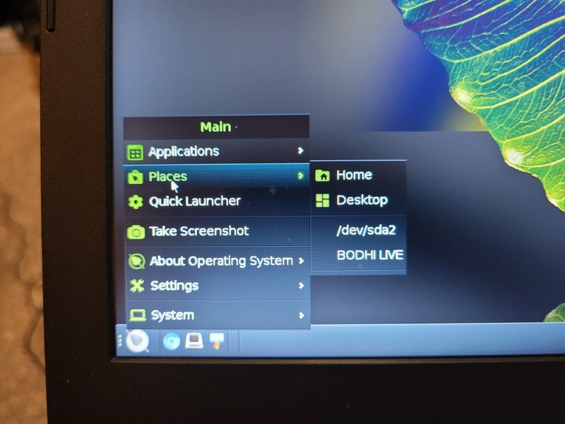 Bodhi Linux Standard x64 Bootable Beautiful and Fast and Small on 32G USB Stick! gallery