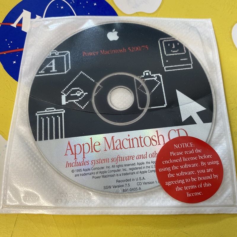 Vintage 1995 Apple Power Macintosh 5200/75 Version 1.0 Software Install CD