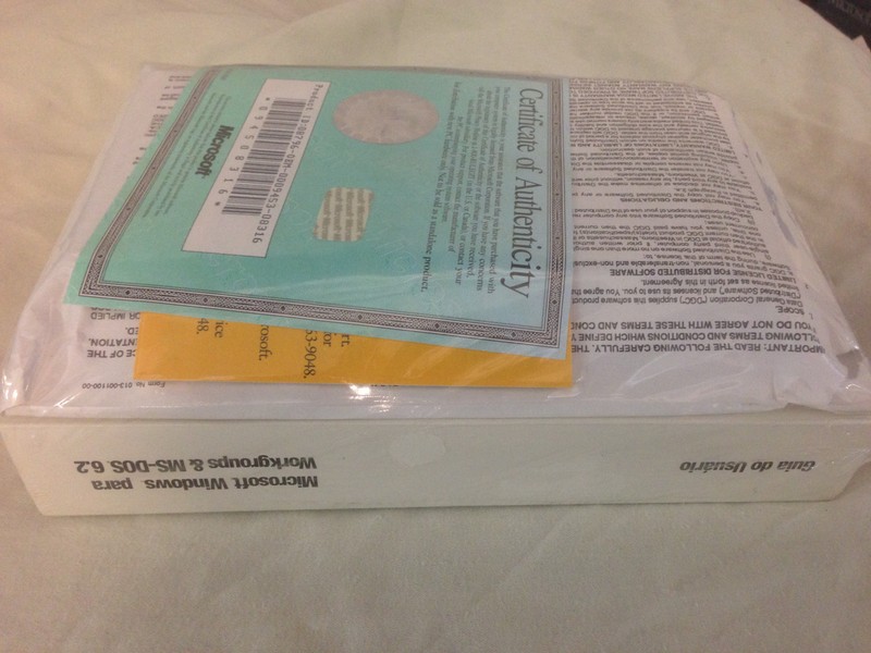 Portuguese Microsoft Windows for Workgroups 3.11 & MS-DOS 6.21 Diskettes Manual gallery