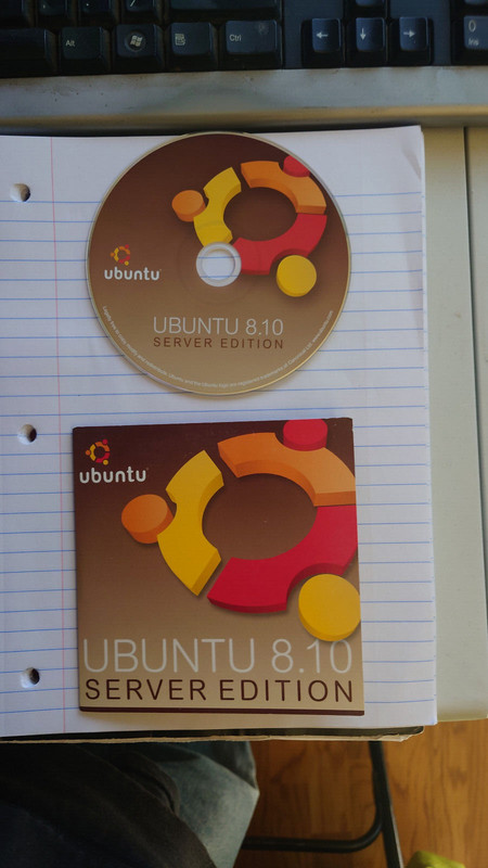 Rare Vintage Ubuntu 8.10 Server Edition Official Live CD