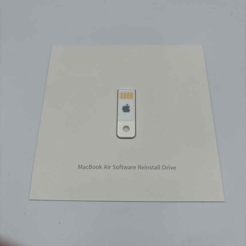 Apple MacBook Air Software Reinstall Drive Max OS X v 10.6 iLife 11 Model A1384