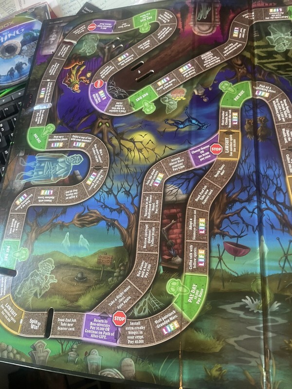 USAOpoly Boardgame Game of Life - Haunted Mansion Edition Good Condition gallery