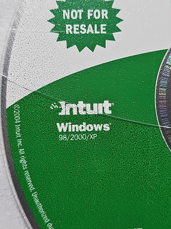 Intuit QuickBooks Simple Start Edition 2004 w/ License for Windows 98/2000/XP gallery