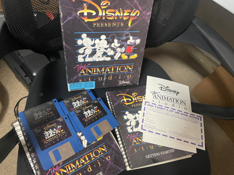 Disney Presents The Animation Studio 3.5″ FLOPPY DISKS DOS IBM TANDY Mickey