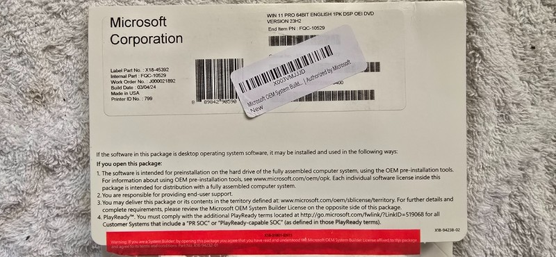 Microsoft Windows 11 Pro 64-bit, DVD