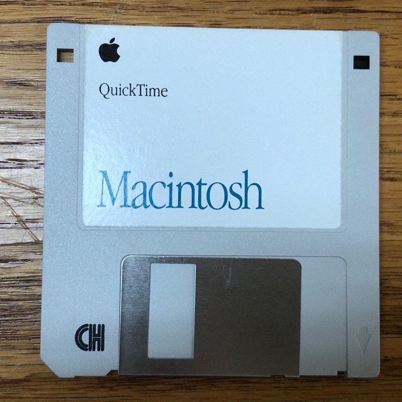Quicktime version 1.6.1 3.5″ Disk / Macintosh Computer Software