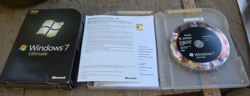 Microsoft Windows 7 Ultimate Upgrade 32/64 DVD with Key in Retail Box