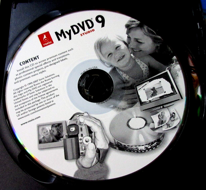 Roxio My DVD 9 Software and Adobe PhotoDeluxe W/M gallery