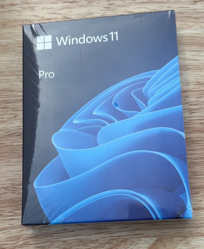 Microsoft Windows 11 Professional– Retail Box with USB Installer Lifetime Licene gallery
