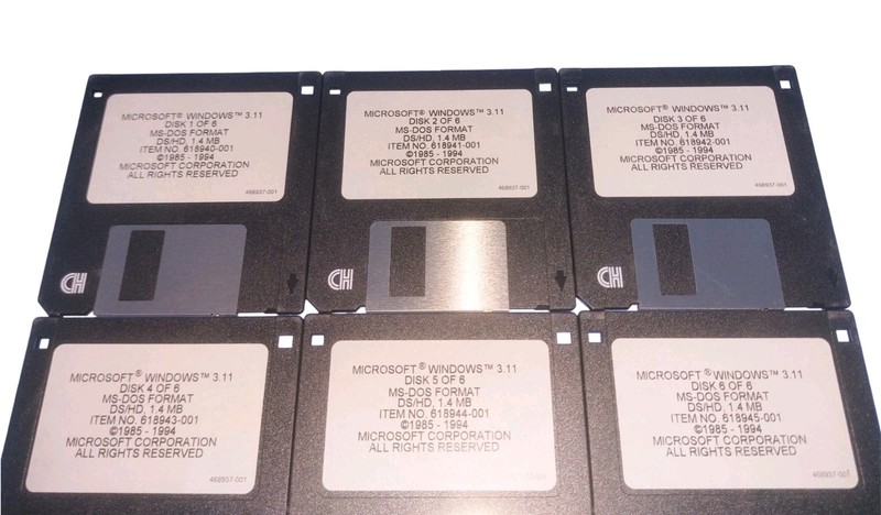 Microsoft Windows 3.11 Operating System Software 3.5" Floppy Disk 1993 Lot Of 6 gallery