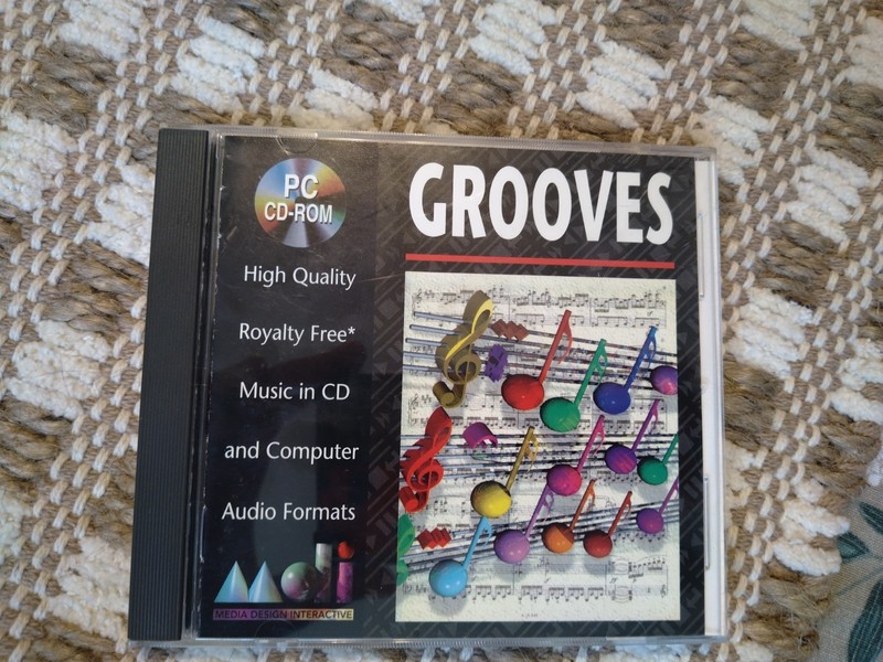 Grooves PC CD ROM – High Quality Royalty Free Music – Audio Beats Music