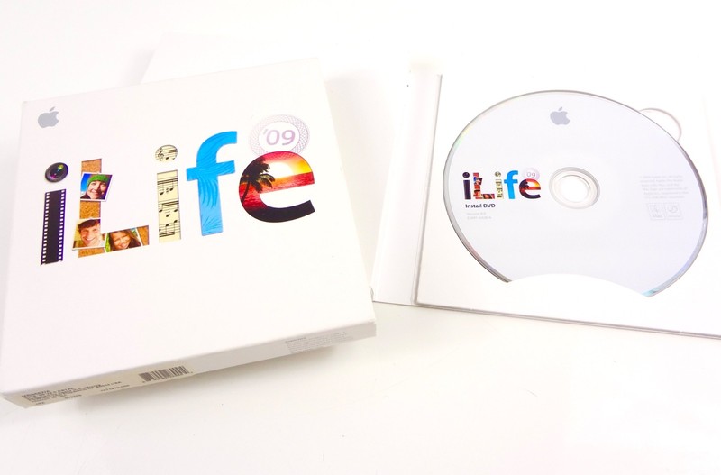 Apple Ilife 09 DVD In PERFECT Condition BOXED . Working Perfectly . gallery