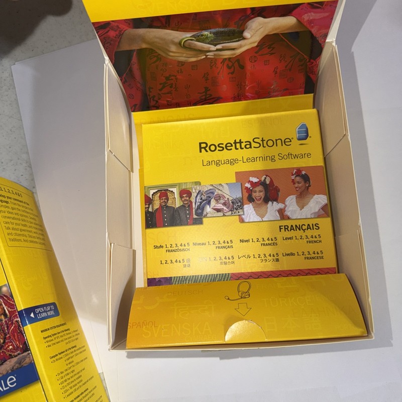 Rosetta Stone V4 TOTALe: French 1-5 for PC, Mac GOOD CONDITION, No Headset gallery