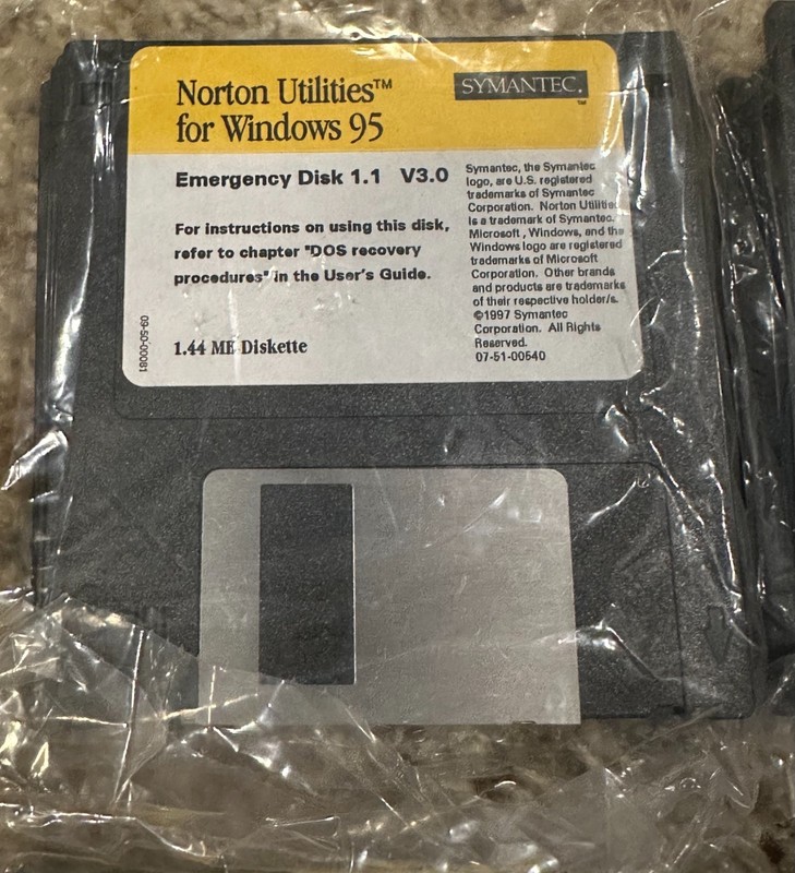 Norton Utilities Windows 95 Floppy Disks Set of 19 Sealed gallery